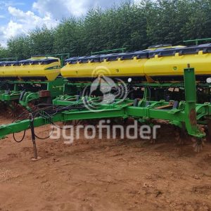 Plantadeira de verão John Deere  2122 CCS  ano 2012