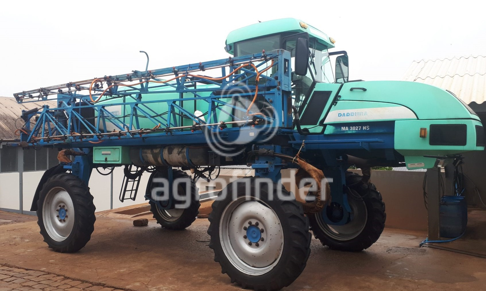 Pulverizador Autop. Montana Parruda MA 3027 ano 2005