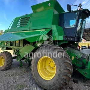 Colheitadeira John Deere  1550 ano 2002