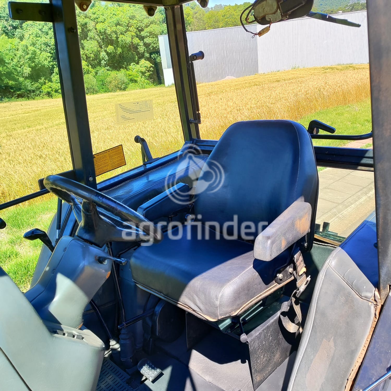 Trator Valtra BM 110 Ano 2008 - Imagem 6