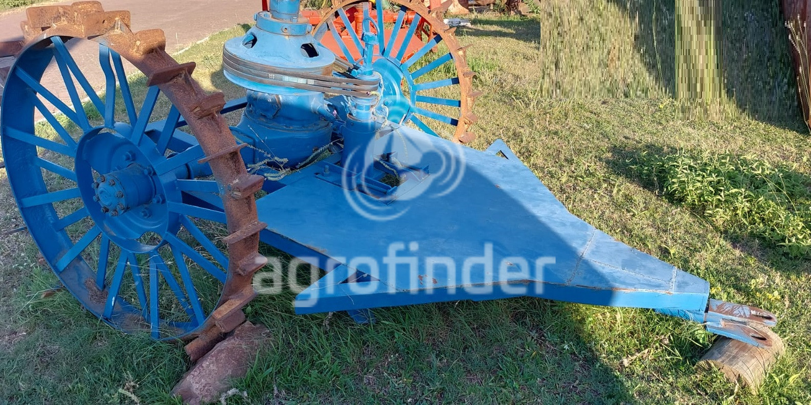 Roçadeira de arrasto Avaré 1,80 ano 1988 - Imagem 2