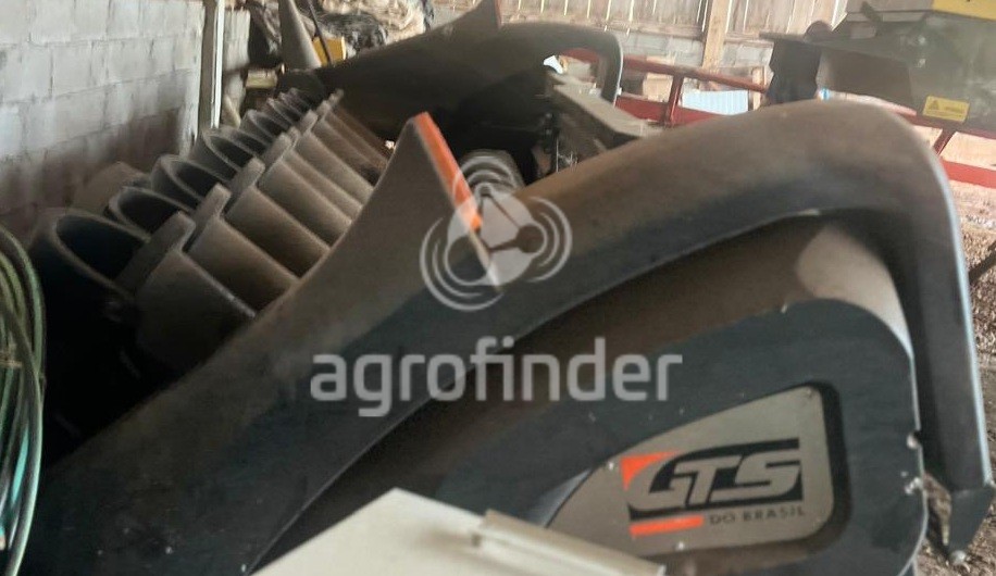 Plataforma de Milho GTS IS1045 ano 2022