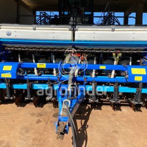 Plantadeira de verão Semeato SHM 15/17 ano 2012