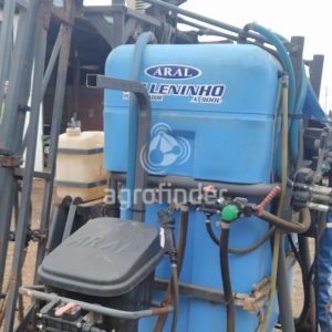 Pulverizador Hidráulico Aral Velleninho A900L Ano 2012