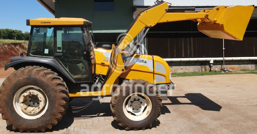 Trator Valtra BM 125 I ano 2013 - Imagem 2