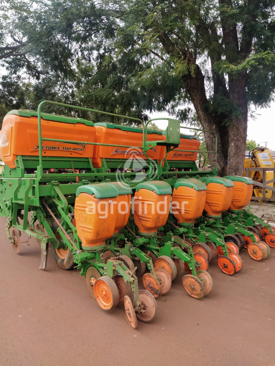 Plantadeira de Verão Stara Victória 4050 Ano 2012 - Imagem 3