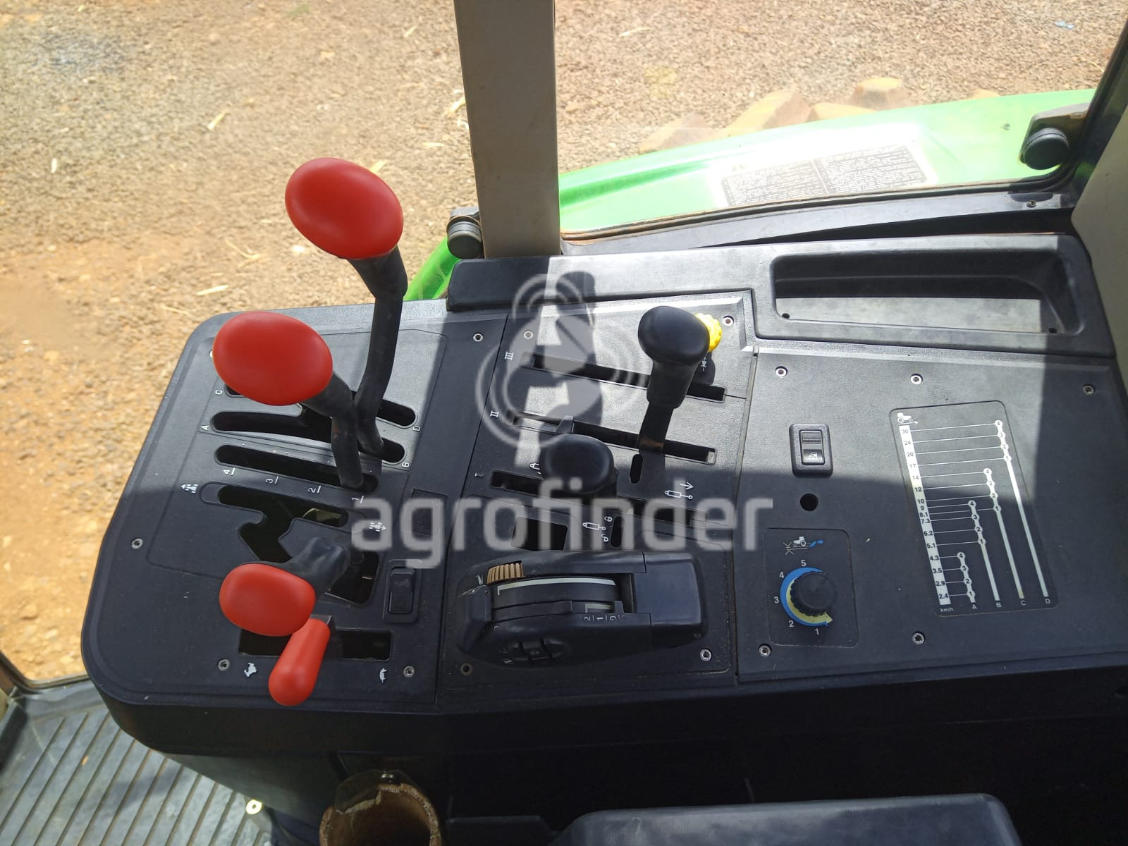 Trator John Deere 7505 Ano 2002 - Imagem 4