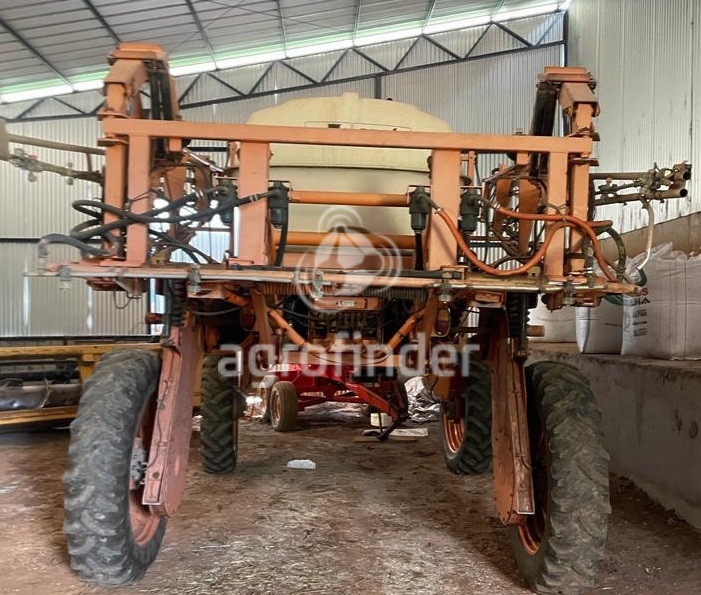 Pulverizador Autopropelido Jacto Uniport 2000 ano 2003 - Imagem 3