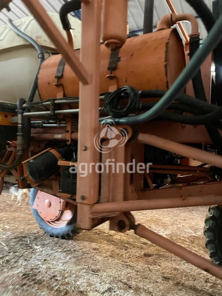 Pulverizador Autopropelido Jacto Uniport 2000 ano 2003 - Imagem 5