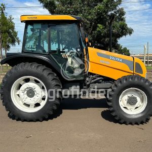 Trator Valtra BM100 Ano 2008