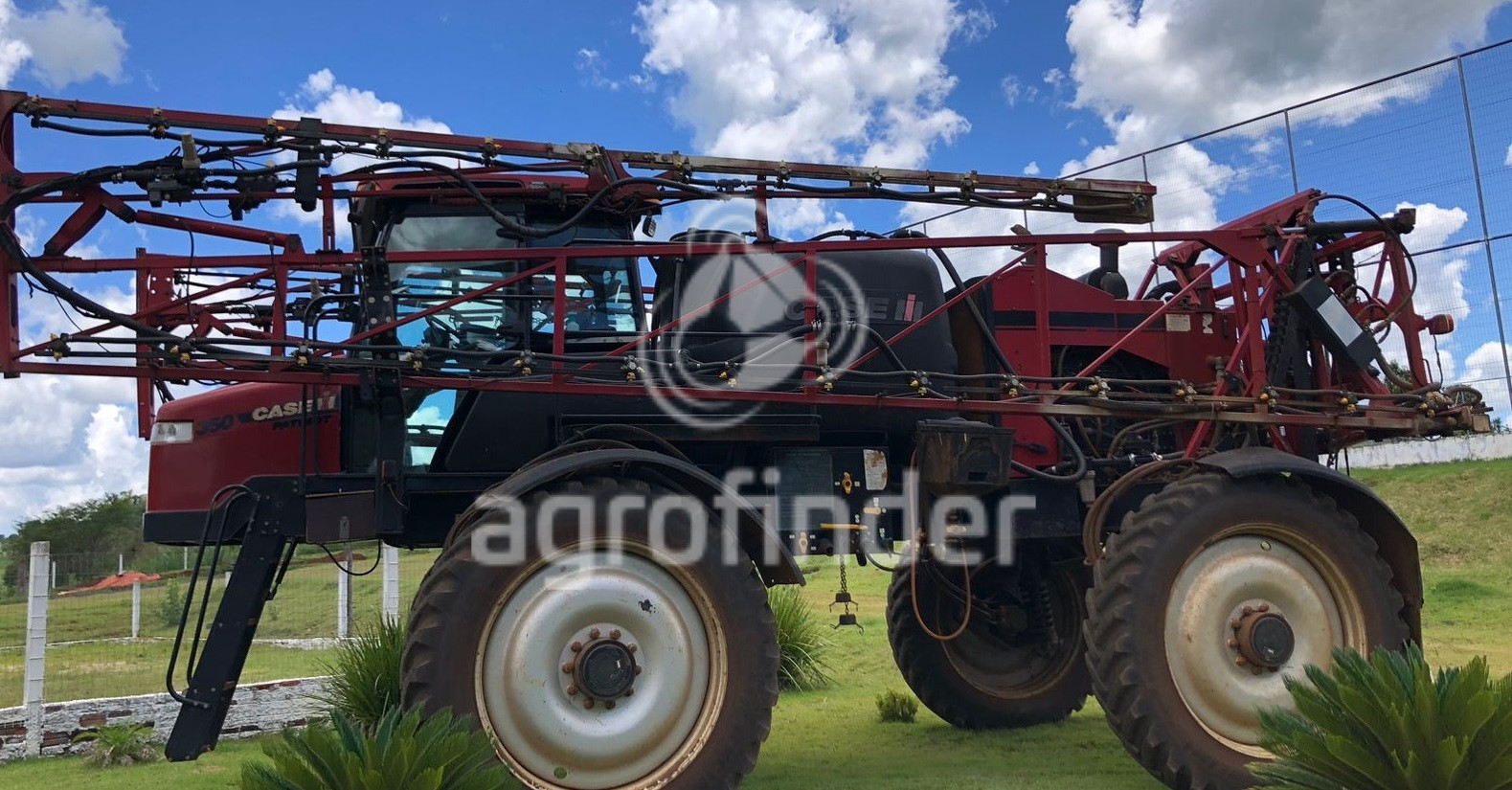 Pulverizador Autopropelido Case Patriot 350 ano 2014 - Imagem 2