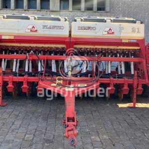 Plantadeira de inverno Semeato  PD 21 ano 2012