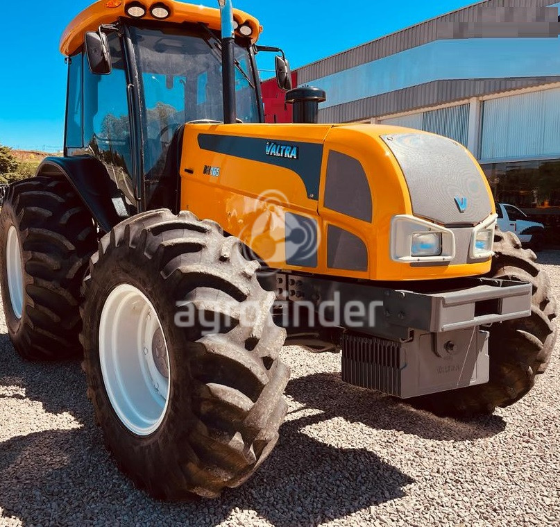 Trator Valtra BH 165 ano 2010
