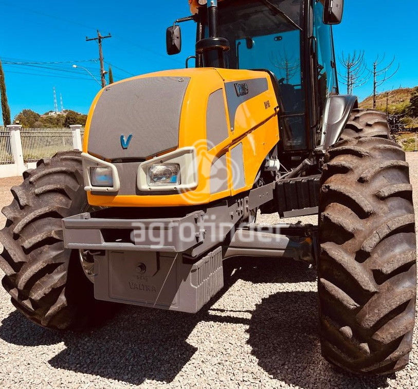 Trator Valtra BH 165 ano 2010 - Imagem 3