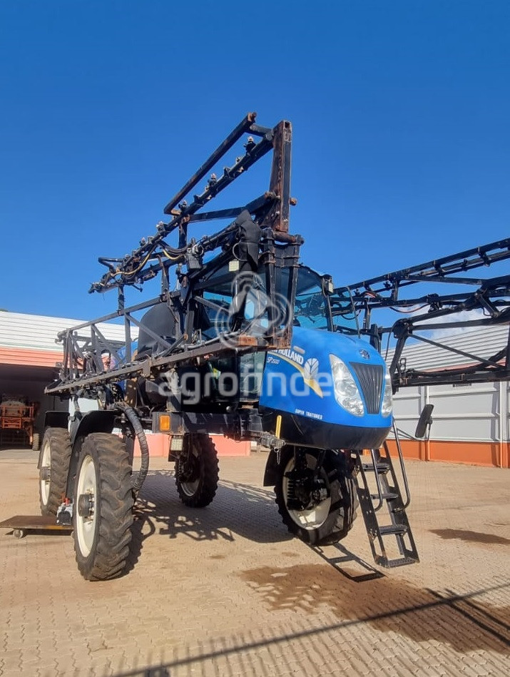 Pulverizador Autopropelido New Holland SP 2500 Ano 2015