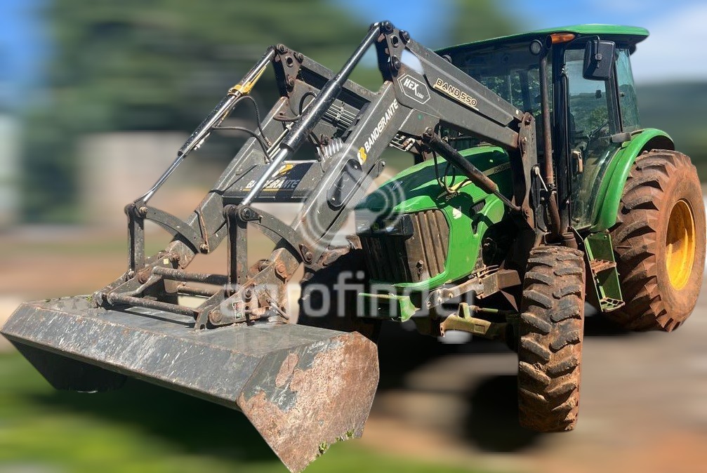 Trator John Deere 5090E ano 2018 - Imagem 5