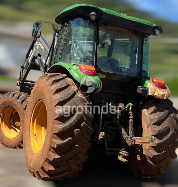Trator John Deere 5090E ano 2018 - Imagem 2