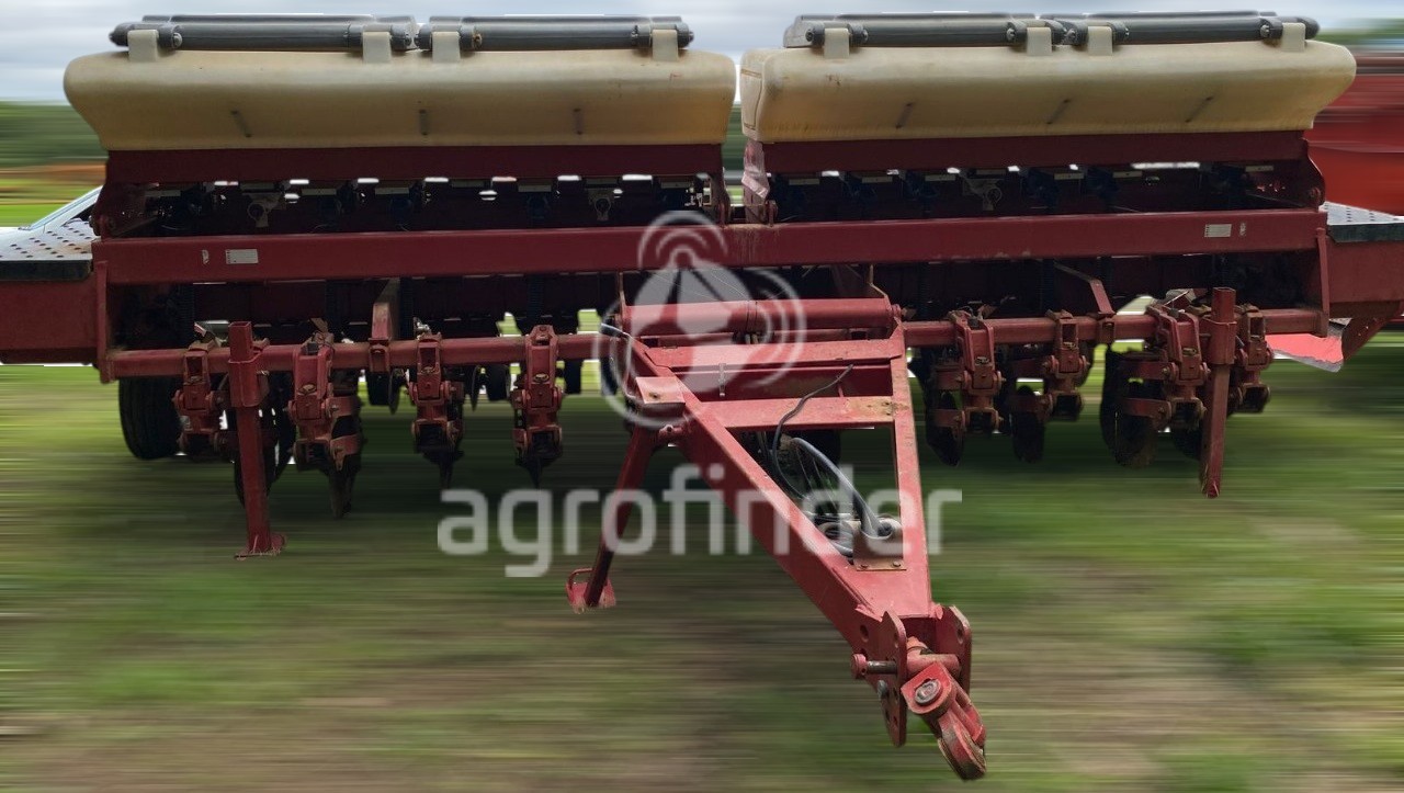 Plantadeira de Verão Semeato 4500SR Ano 2010 - Imagem 2