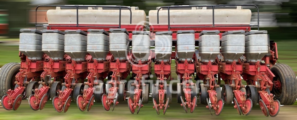 Plantadeira de Verão Semeato 4500SR Ano 2010 - Imagem 6