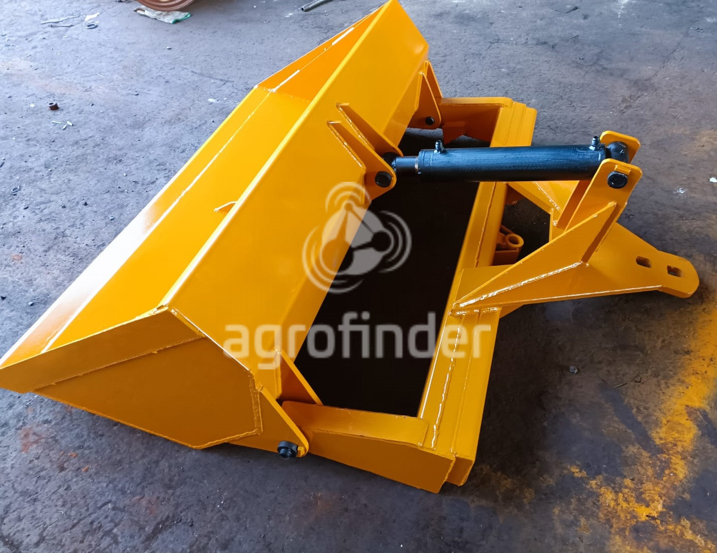 Concha agrícola CVF 1.30 ano 2025