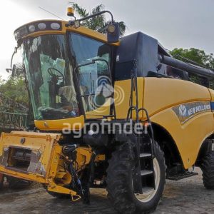 Colheitadeira New Holland CR 5080 ano 2013