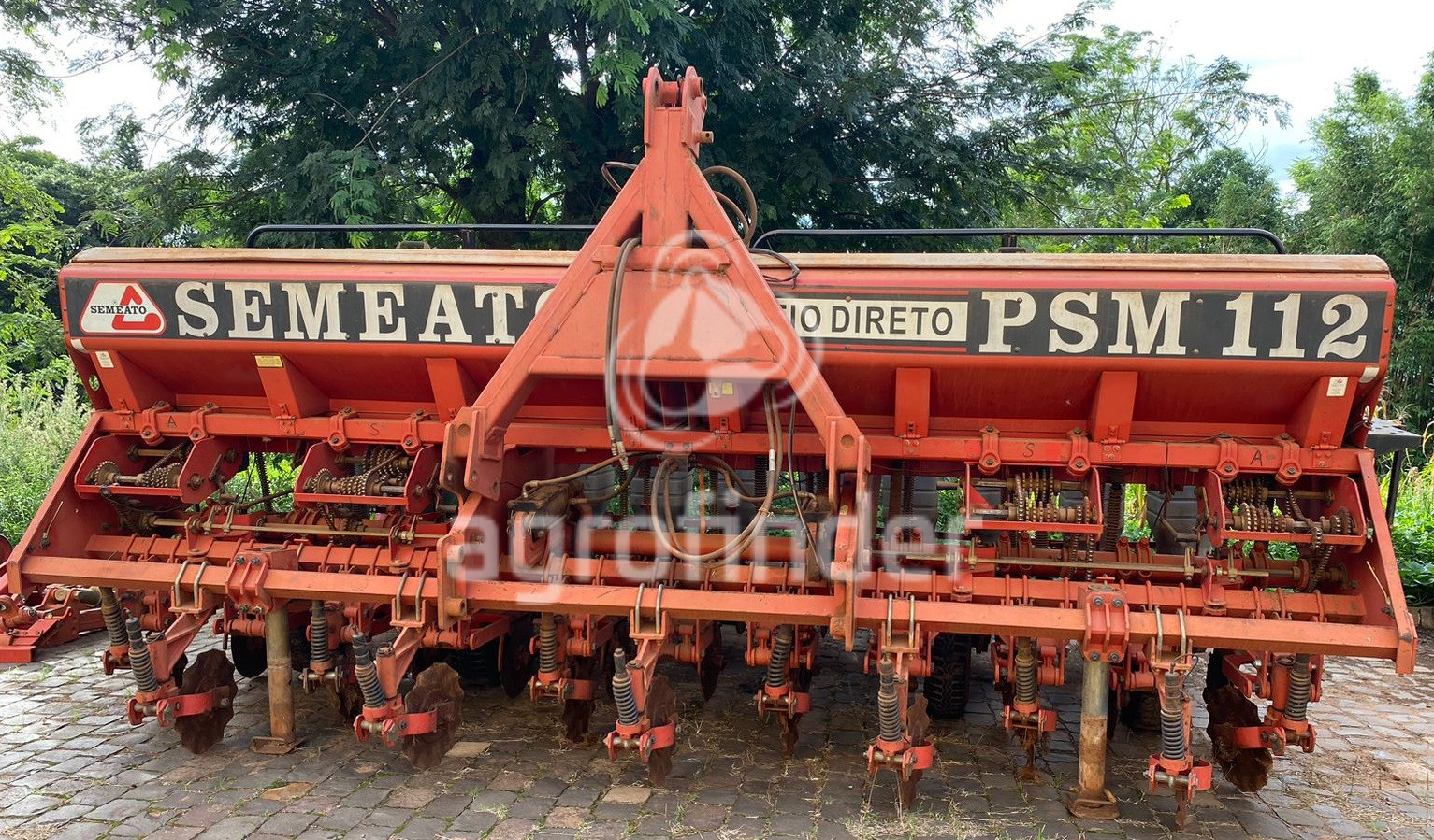 Plantadeira de Verão Semeato PSM 112 ano 2003