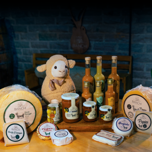 Queijos especiais de leite de ovelha