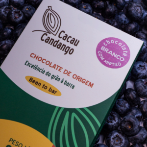 Chocolate Branco com Mirtilo