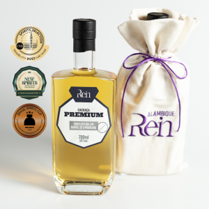 Rein Cachaça Envelhecida Premium Amburana 700ml