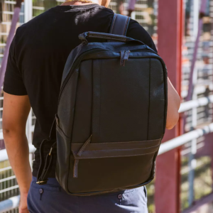 Mochila Executiva Notebook Nomad – Preta